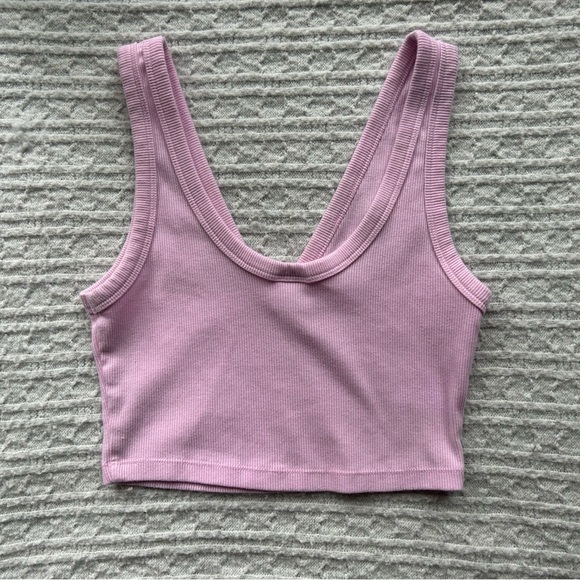 Pink Ribbed V-Neck Crop Top - Picture 6 of 6